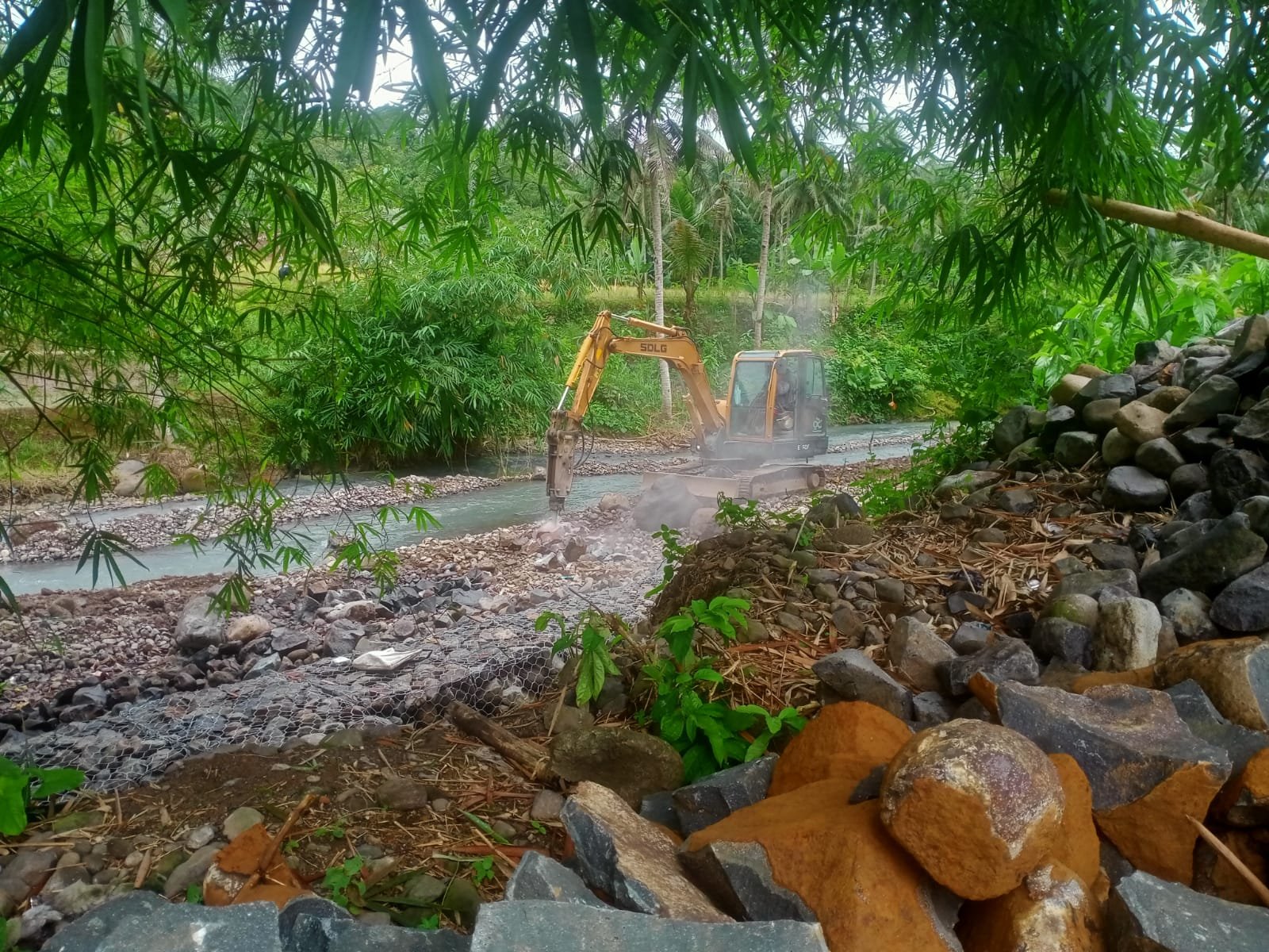 Proyek Bronjong Way Kubu Langka Rp1,4 Miliar Diduga Langgar Ketentuan DAS dan Spesifikasi Kontrak