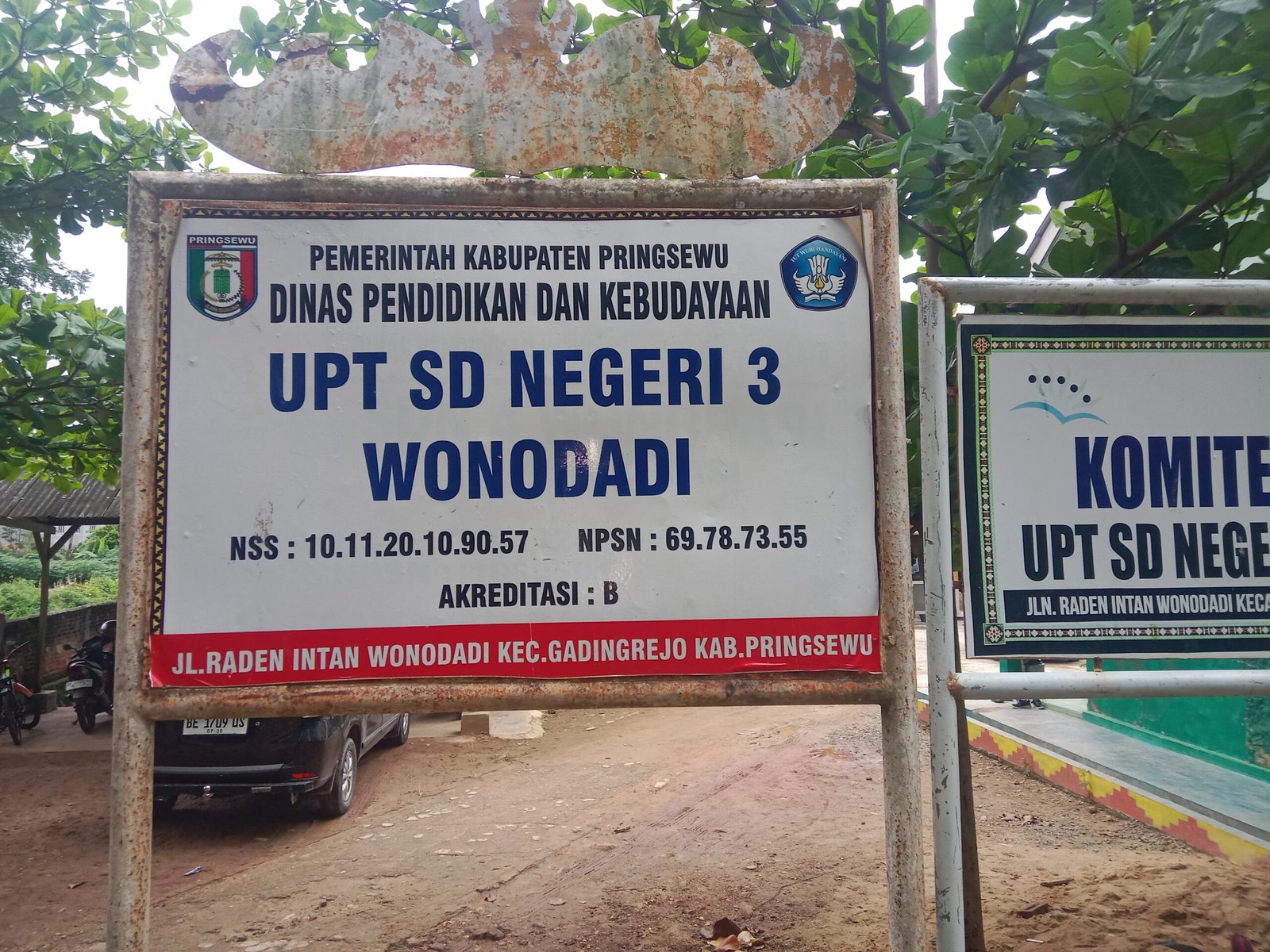 BANYAK KEJANGGALAN KELOLA DANA BOS, SD NEGERI 3 WONODADI JADI SOROTAN PUBLIK.