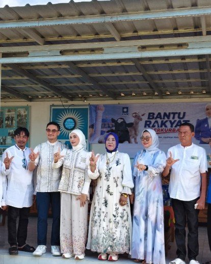 DPD PAN Pesawaran Gelar Buka Bersama dan Bagikan Hewan Kurban,Warga Kagungan Ratu Sambut Penuh Antusias